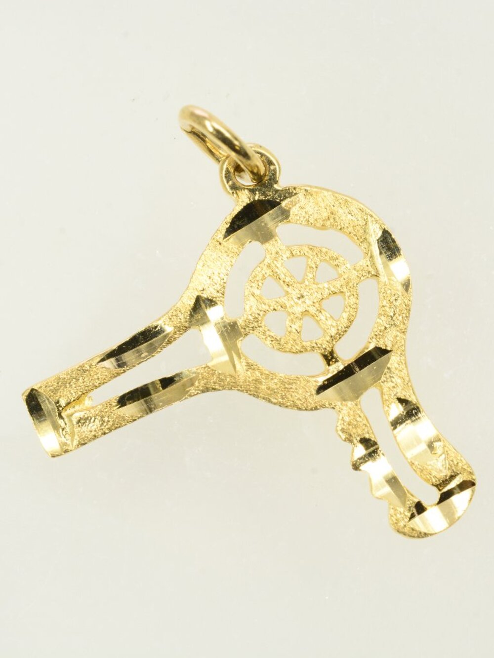 10k Blow Dryer Pendant